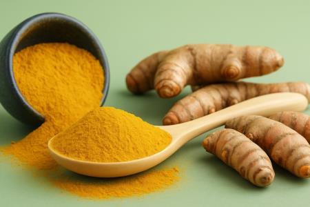 Kurkuma: Wundergewürz oder Gesundheitsfalle? Was viele über die Risiken nicht wissen